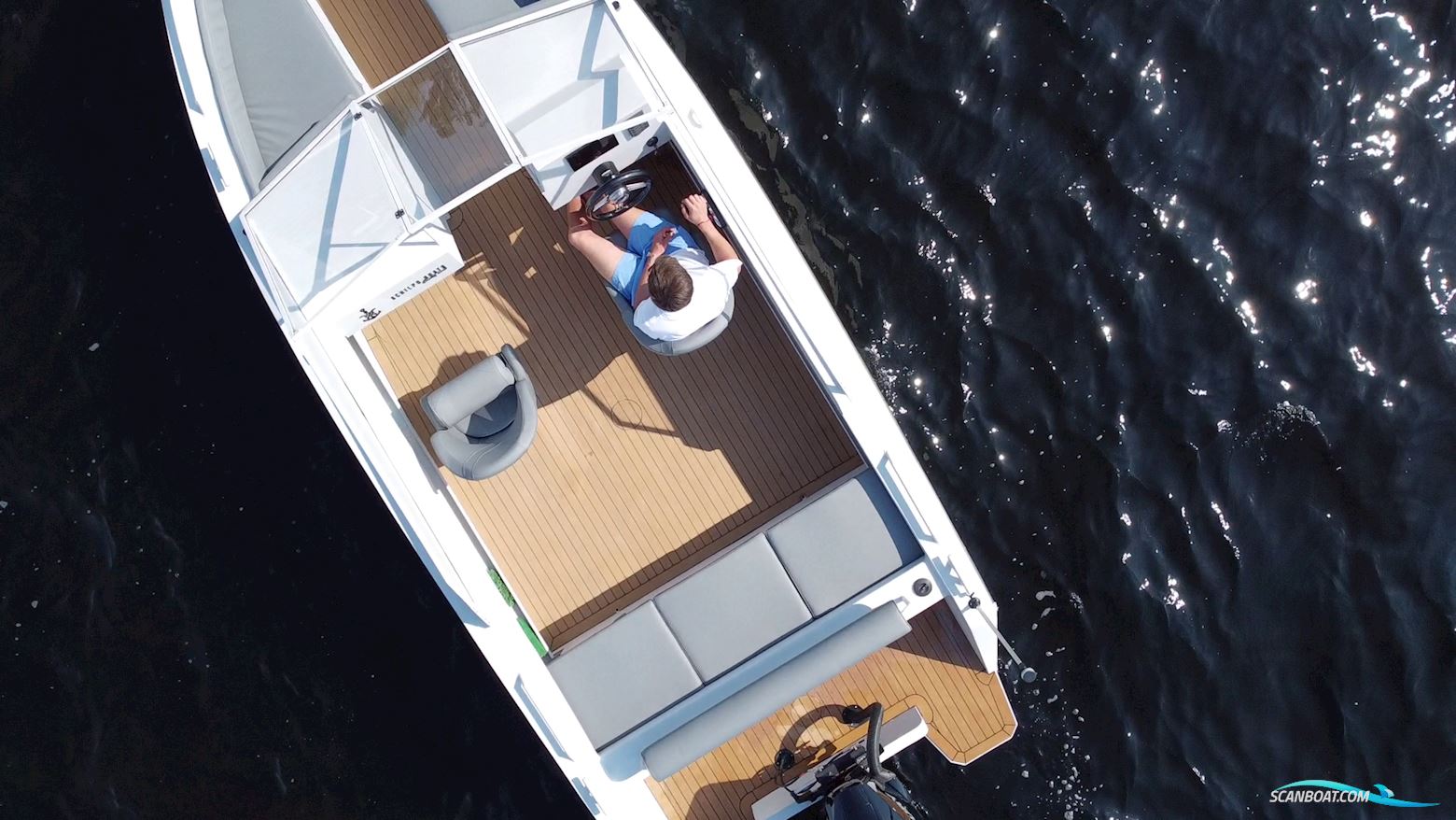 Schilpo Tender Sloep 630