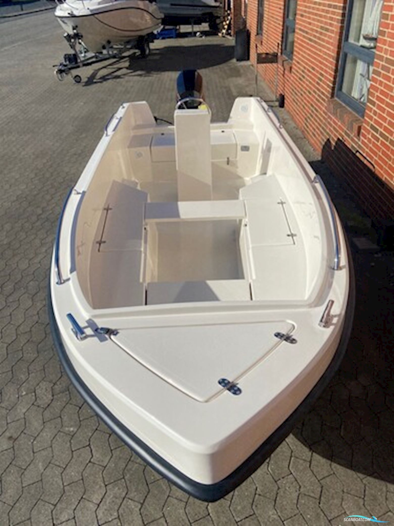 Sea Explorer 470 Premium m/Mercury F20 hk EL 4-takt EFI - KAMPAGNE !