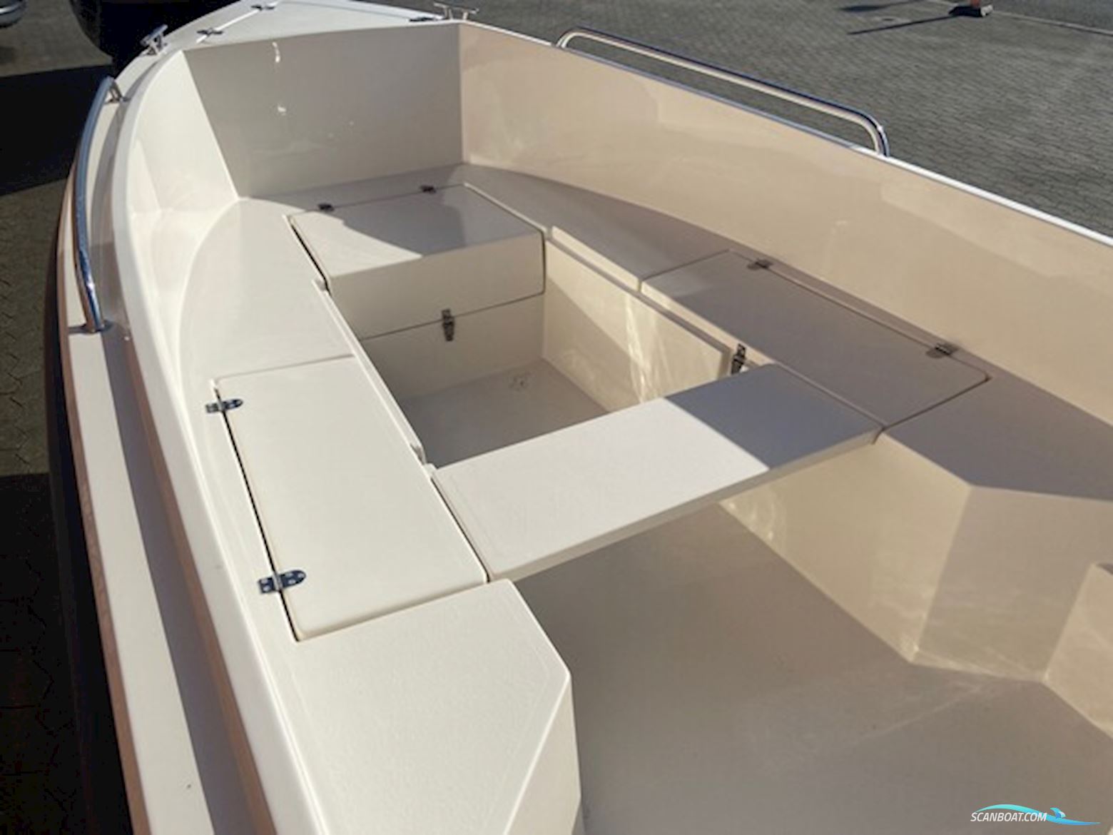 Sea Explorer 470 Premium m/Mercury F20 hk EL 4-takt EFI - KAMPAGNE !