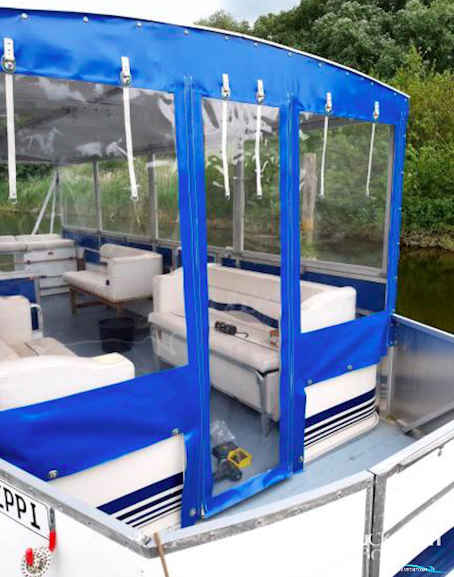 Sea Hunt Pontoon Boats Modell