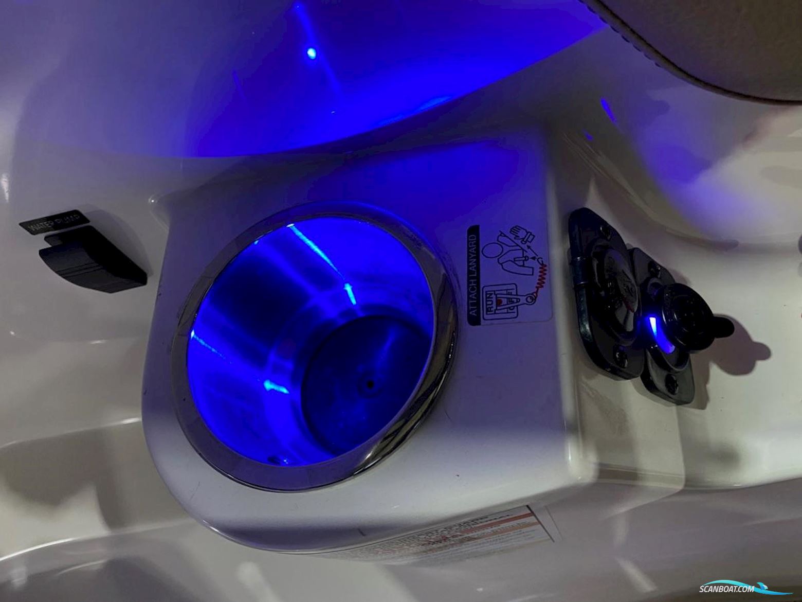 Sea Ray  230 SPX Bowrider