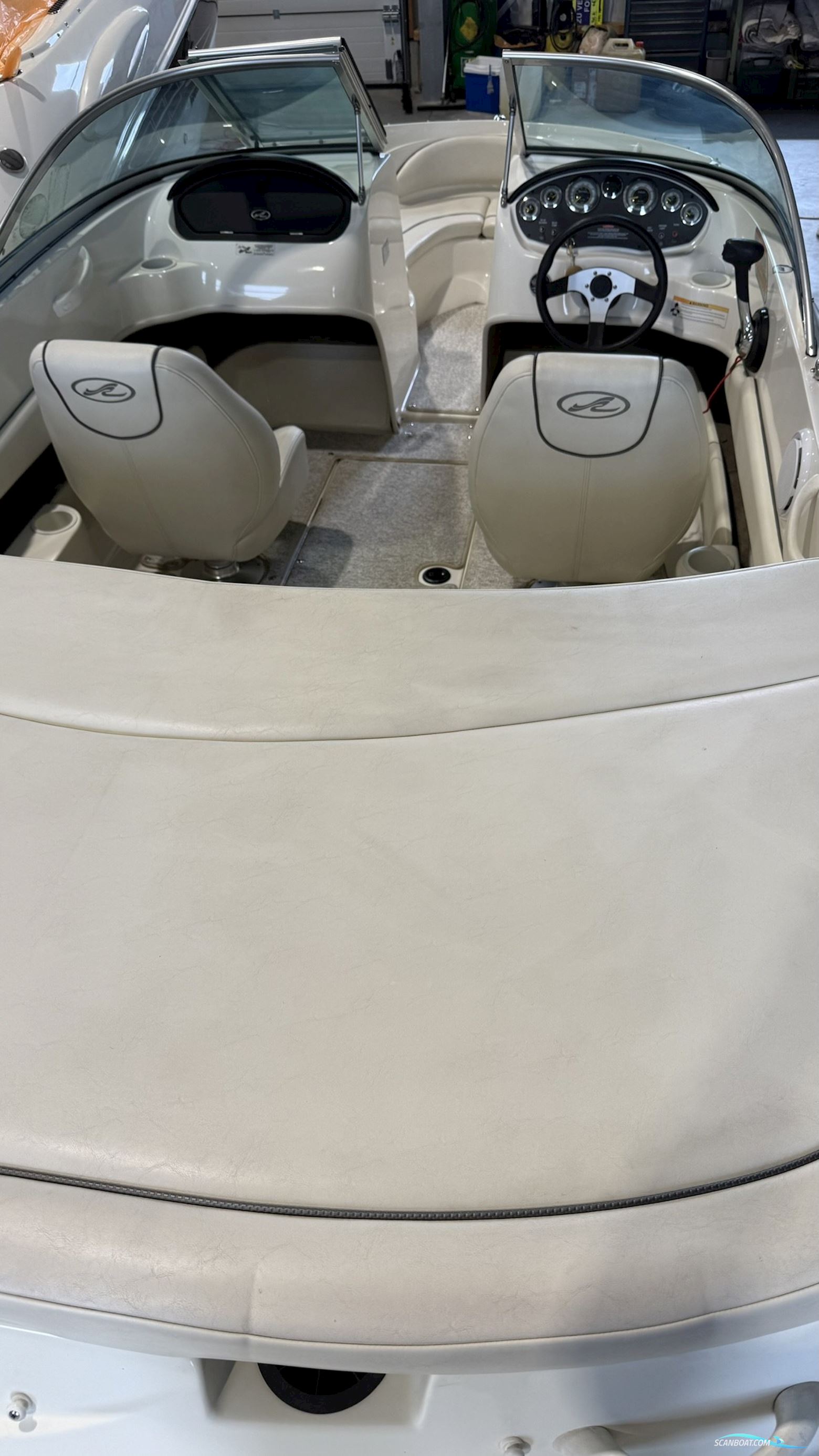 Sea Ray 175 Sport - 2011 + Trailer