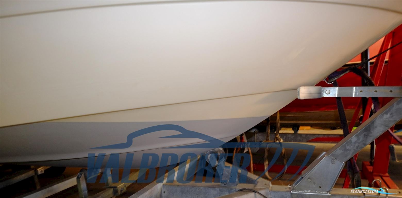 Sea Ray 200 SR