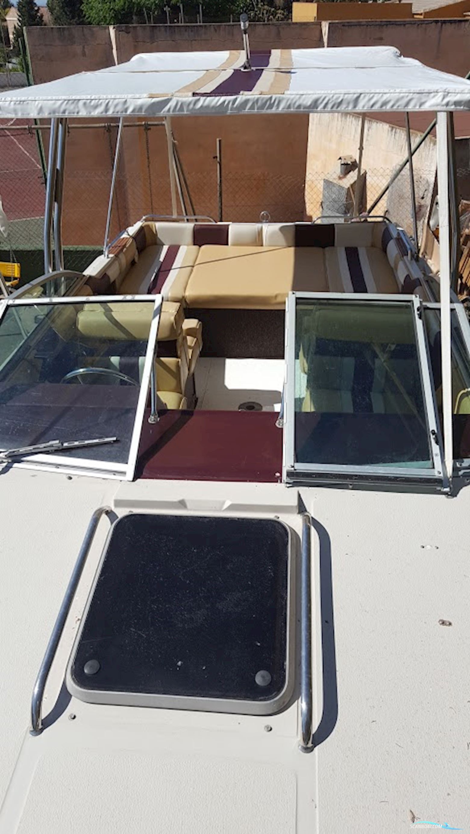 Sea Ray 210