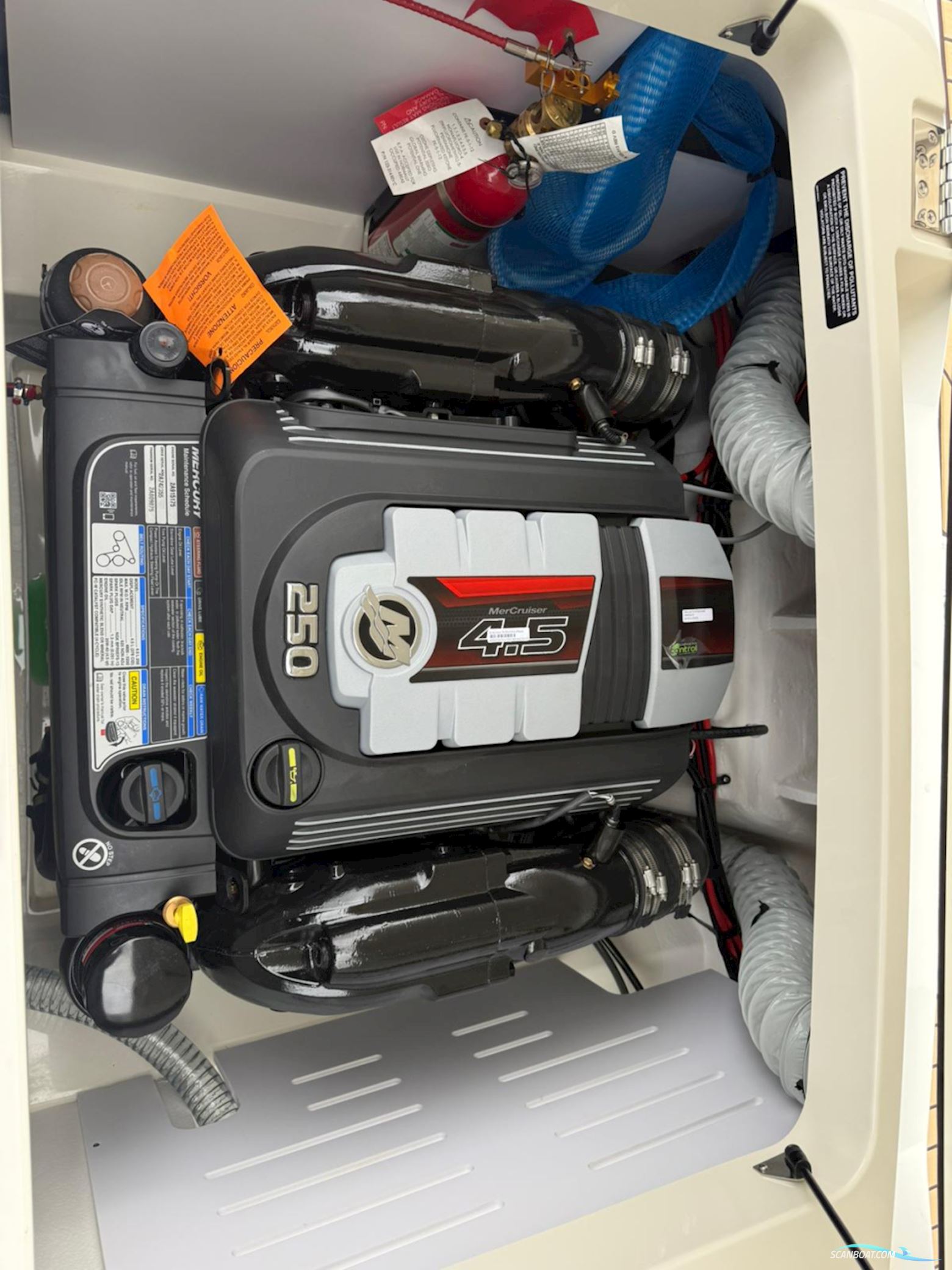 Sea Ray 210 spx
