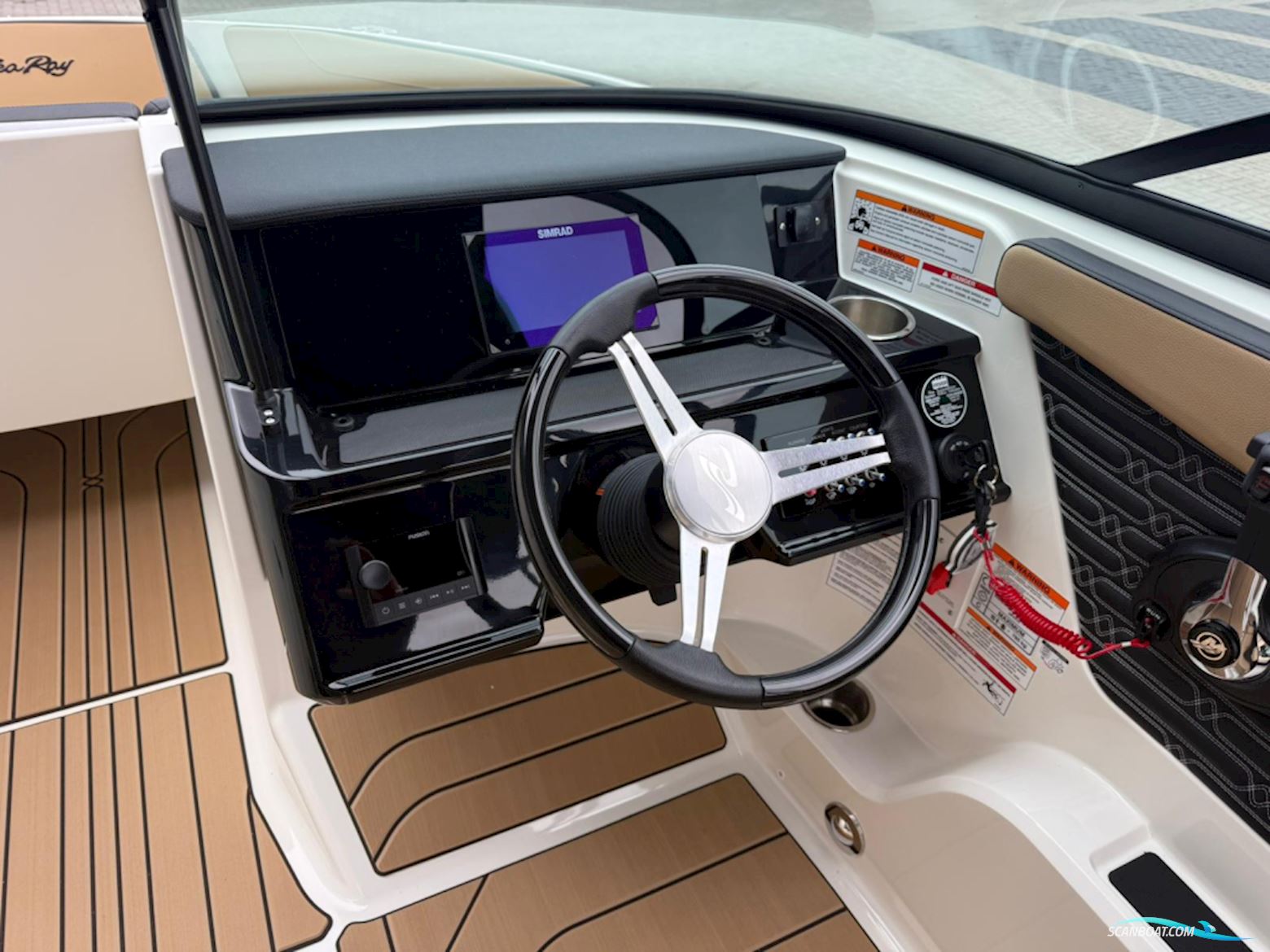 Sea Ray 210 spx