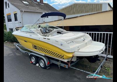 Sea Ray 220 SSE Motorboat 2005, with MerCruiser 4.3L MPI V6 (220 PS) engine, Germany