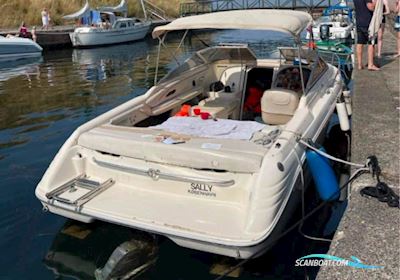 Sea Ray 220 Sun Sport D3-Volvo Penta Diesel Motorboat 2007, with Volvo Penta D3 engine, Denmark