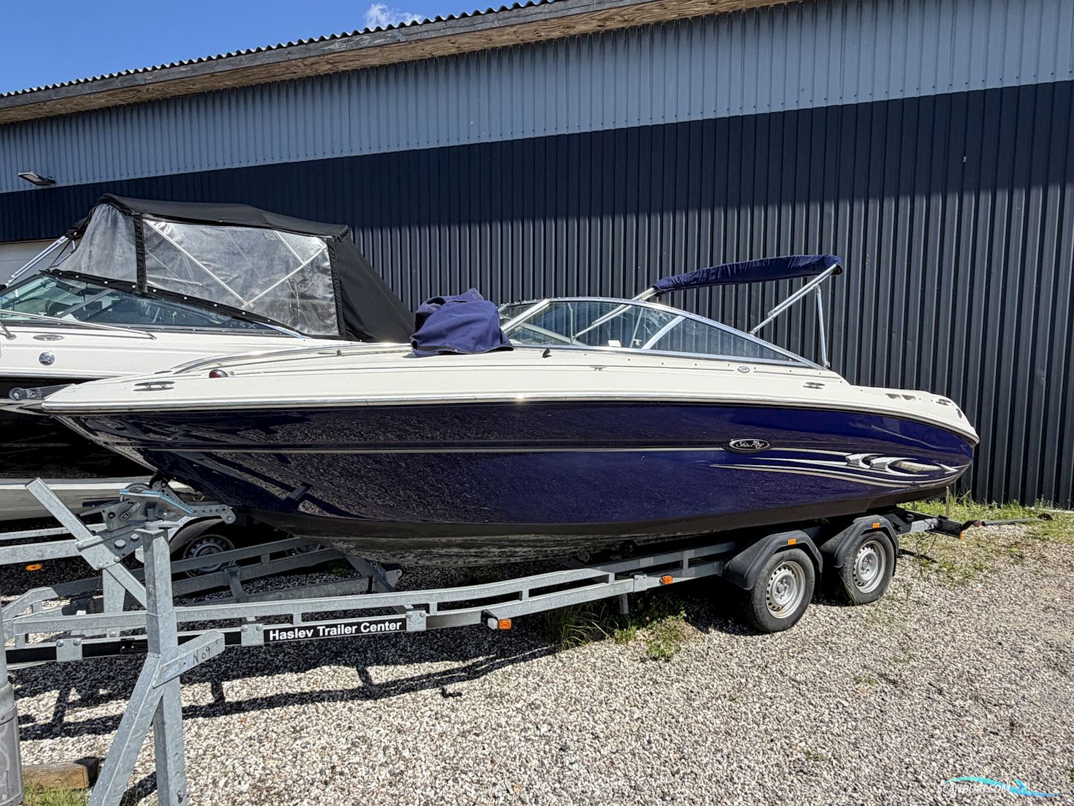 Sea Ray 220 Sunsport