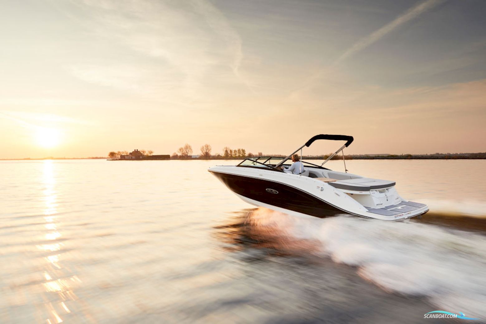 Sea Ray 230 SPX Inboard