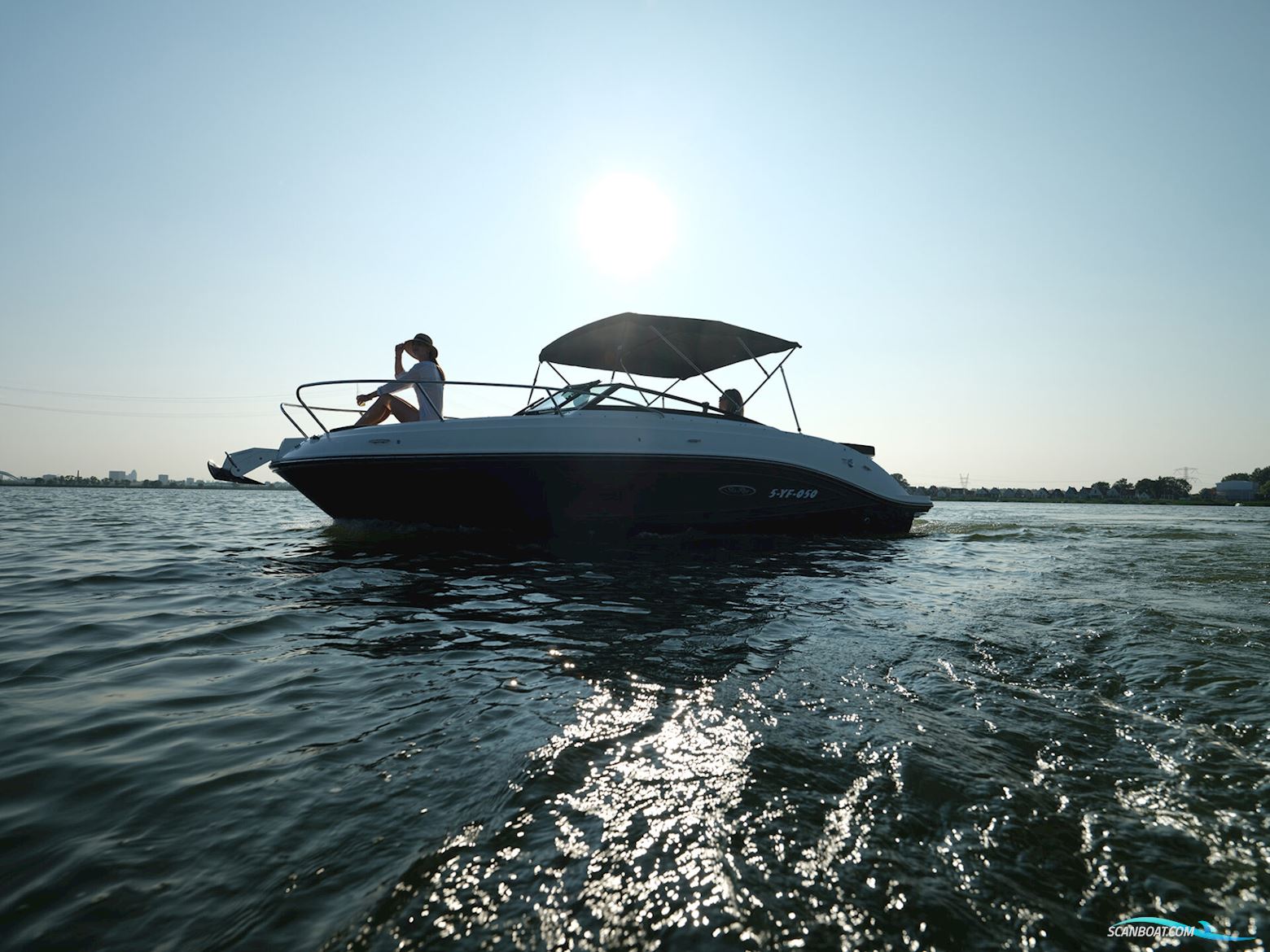 Sea Ray 230 Sun Sport – SOLGT