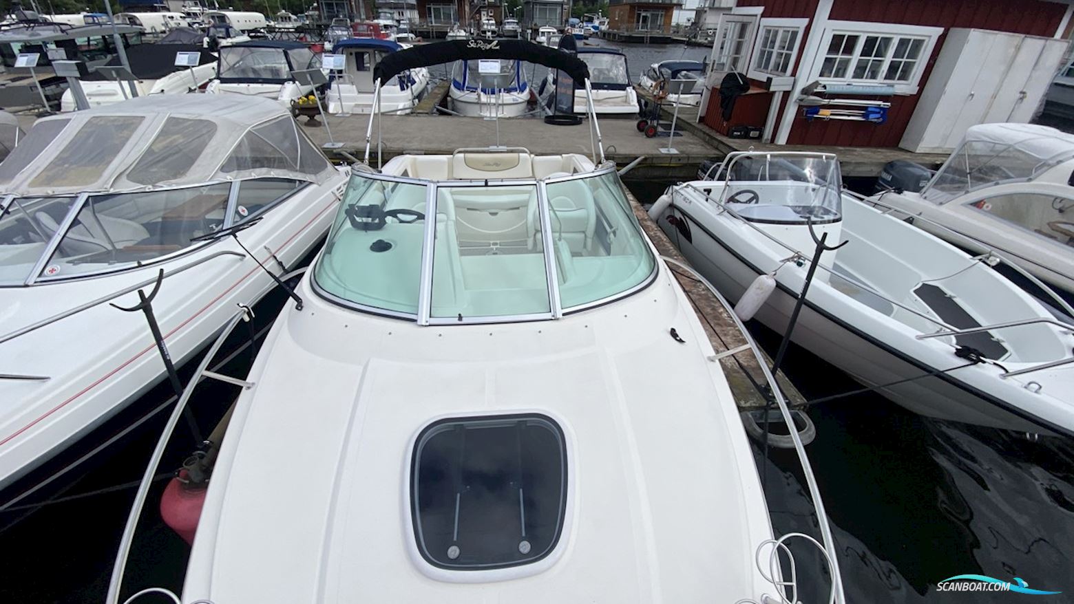Sea Ray 235 WEEKENDER