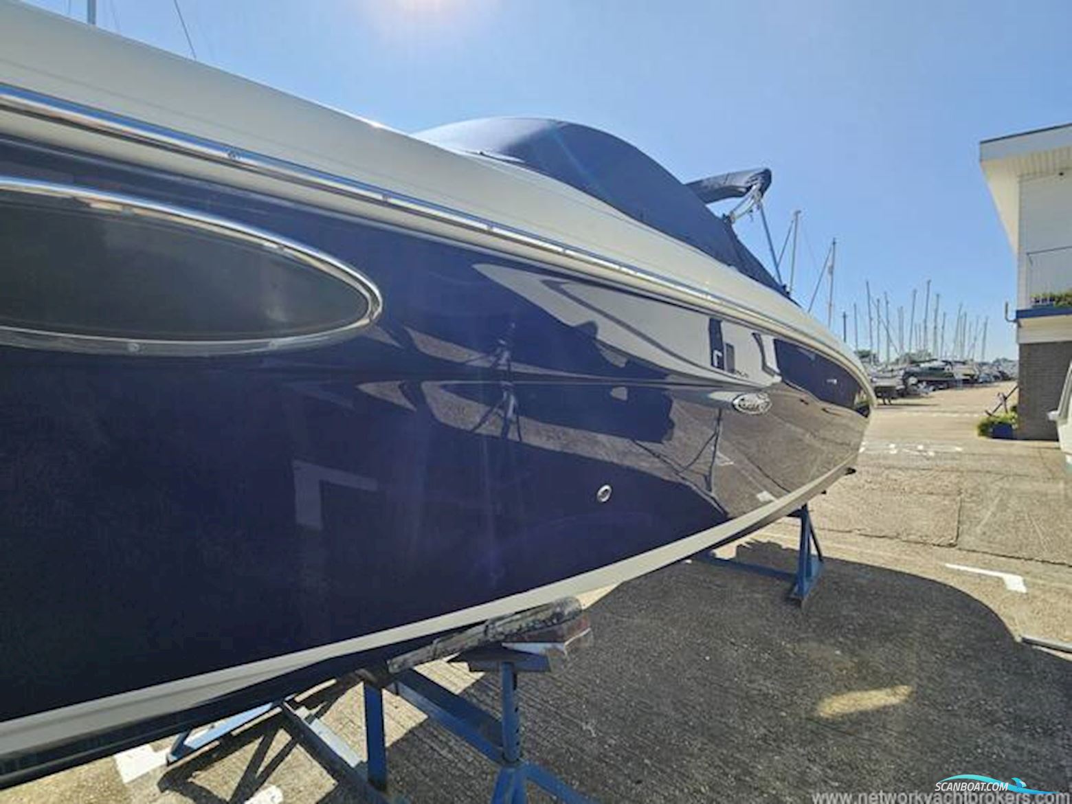 Sea Ray 240 Overnighter