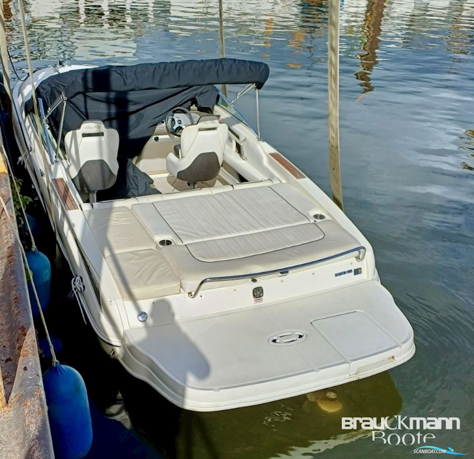 Sea Ray 240 SSE Sunsport
