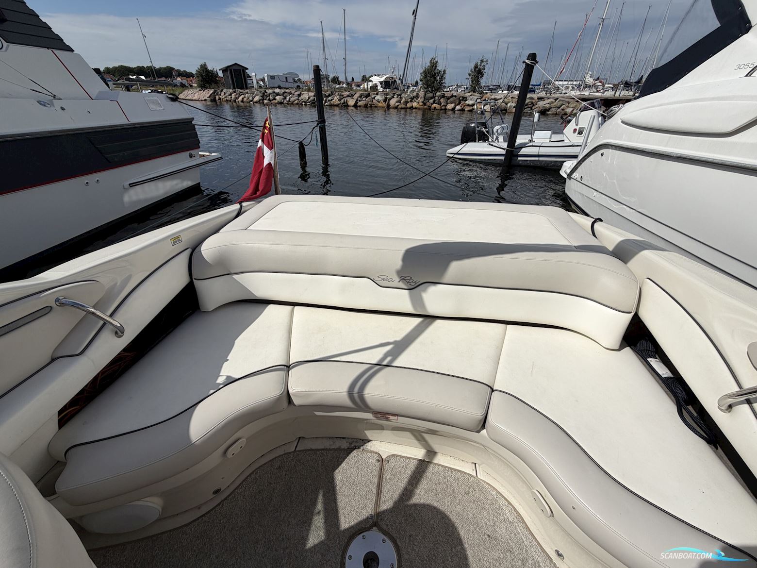 Sea Ray 240 Sun Sport