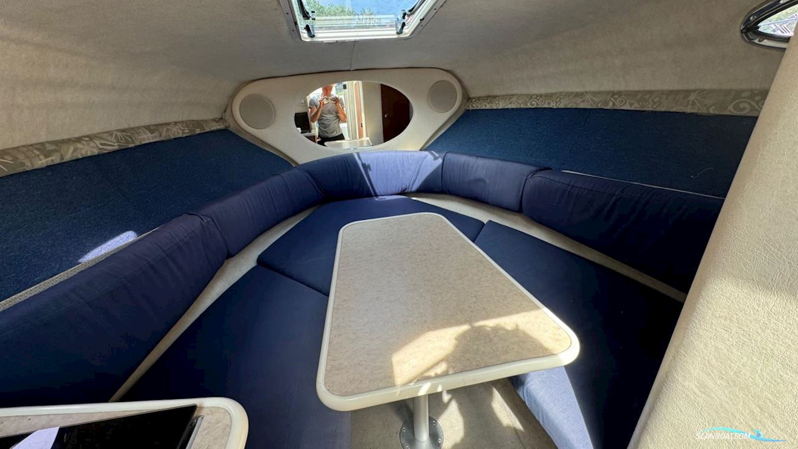 Sea Ray 240 SUNDANCER