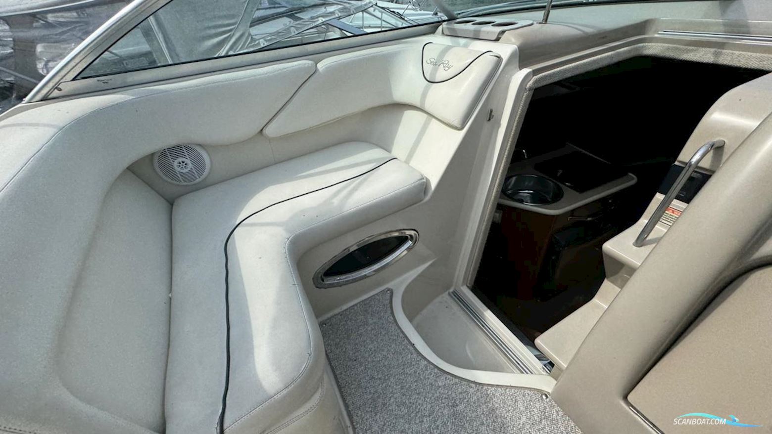 Sea Ray 240 SUNDANCER