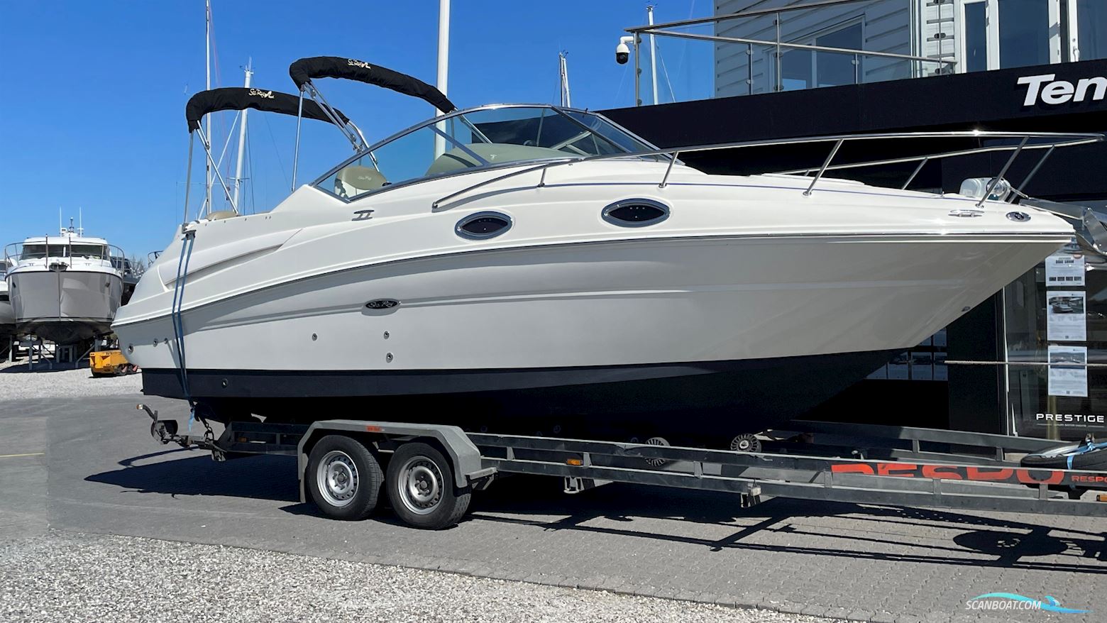 Sea Ray 245 Sundancer Motorboat 2006, with Mercruiser engine, Denmark