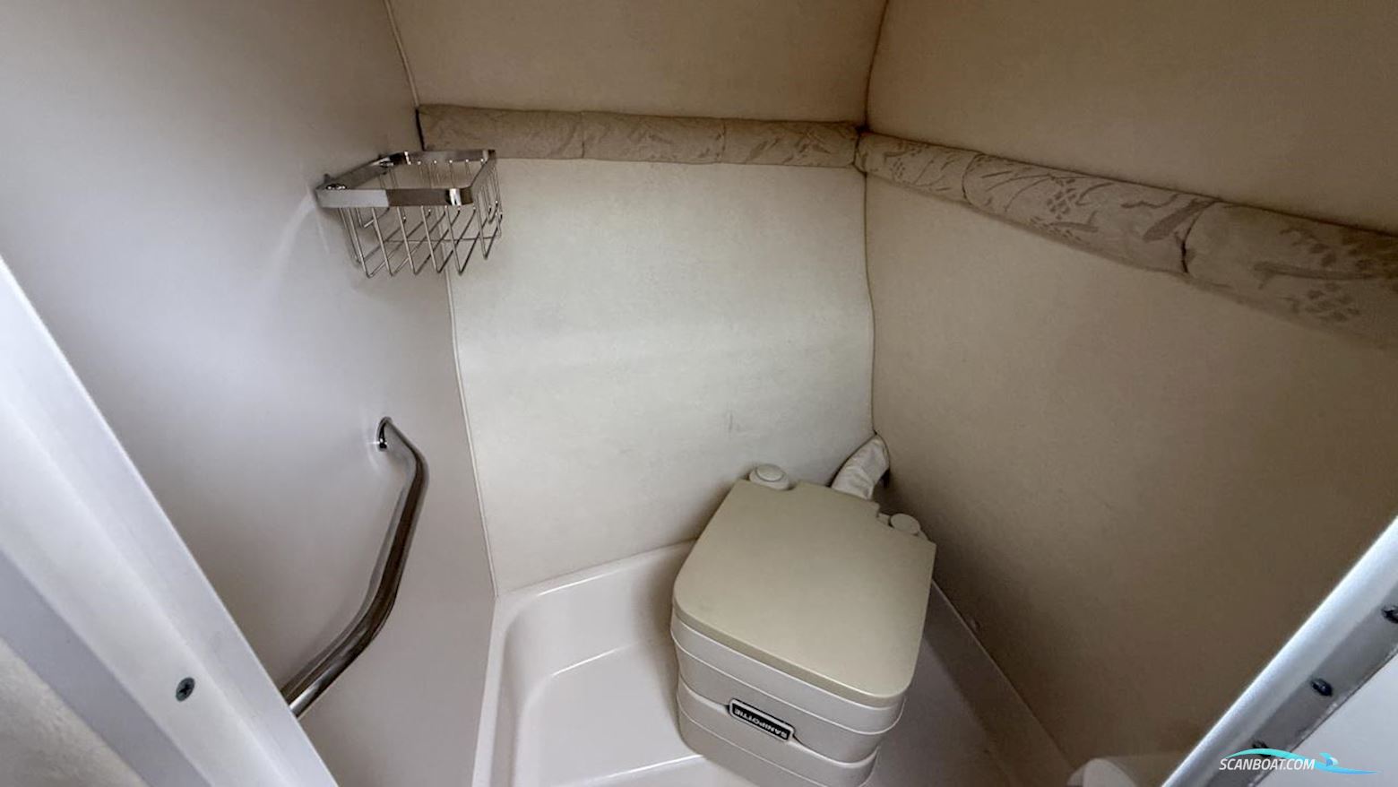 Sea Ray 245 WEEKENDER