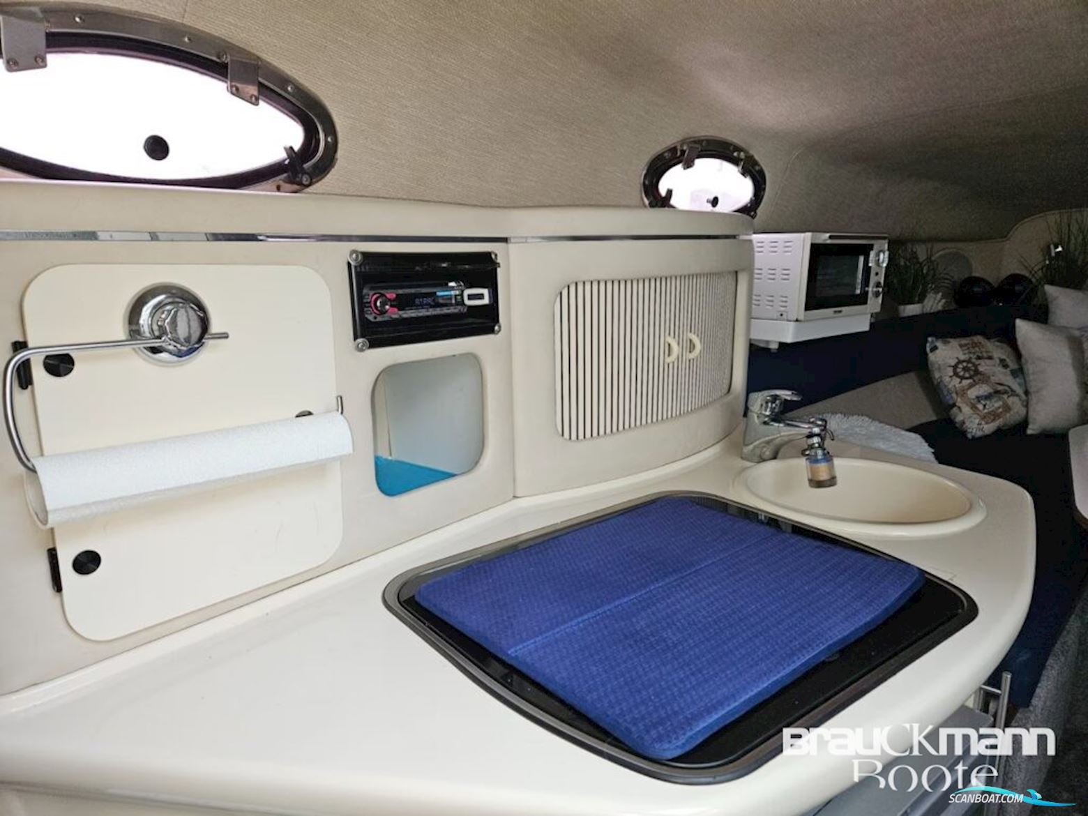 Sea Ray 250 DA