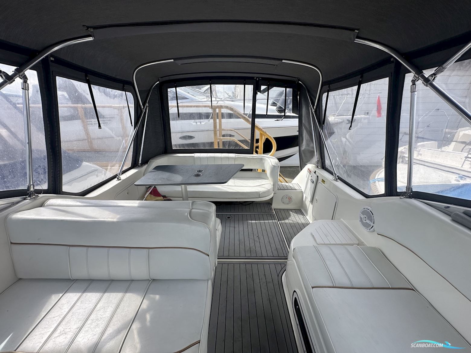Sea Ray 250 Sundancer
