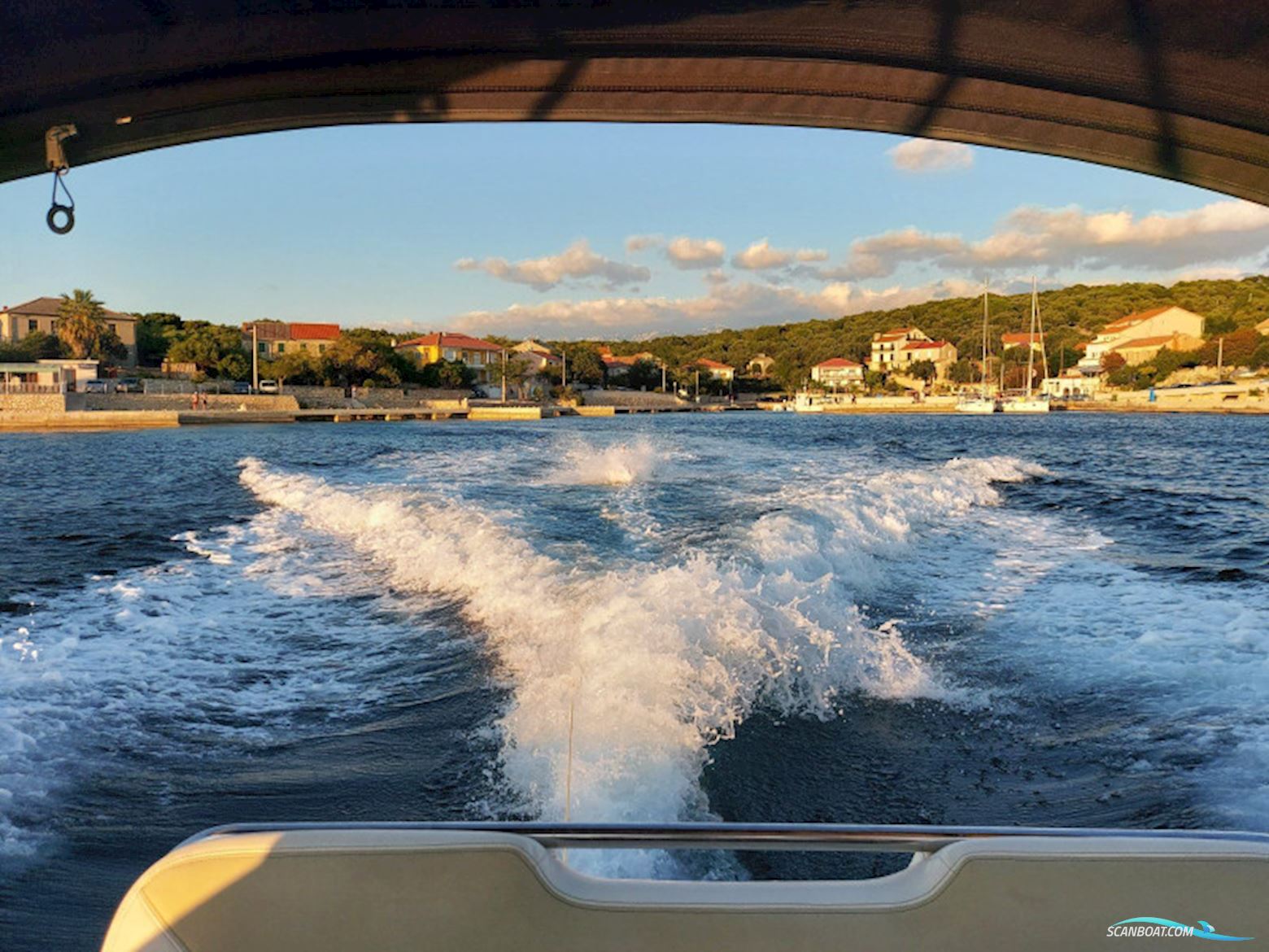 Sea Ray 255 Sundancer