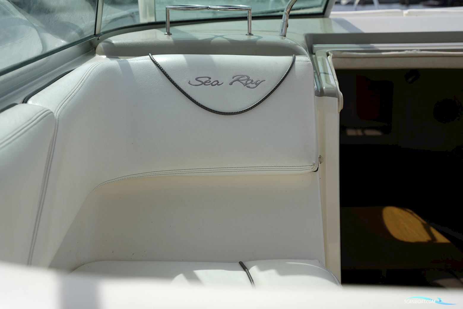 Sea Ray 255 Sundancer