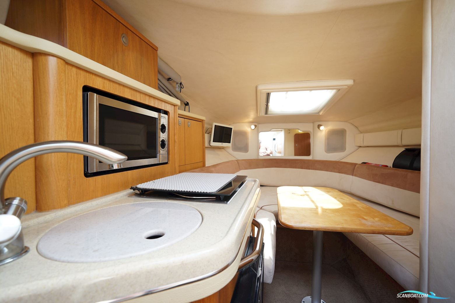 Sea Ray 255 Sundancer