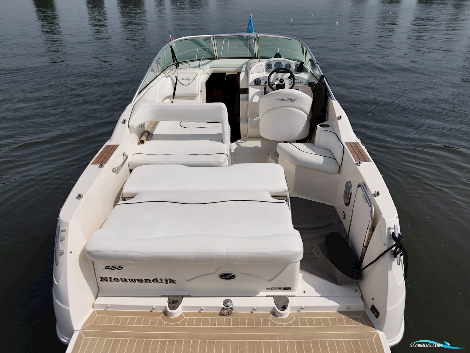 Sea Ray 255 Sundancer