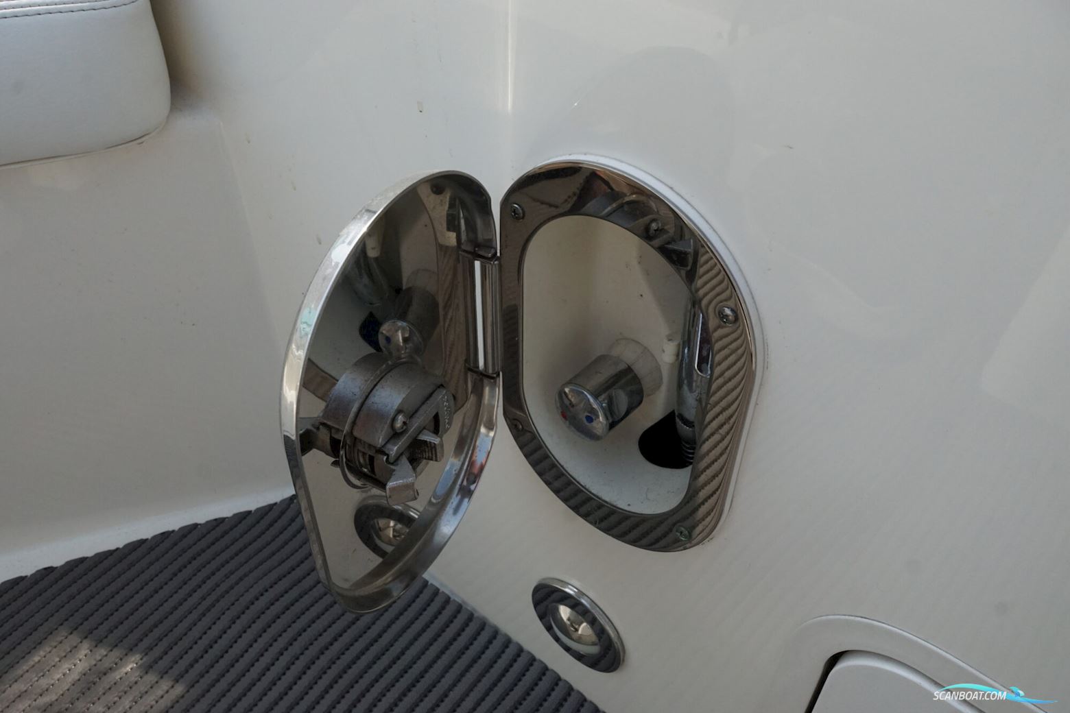 Sea Ray 255 Sundancer