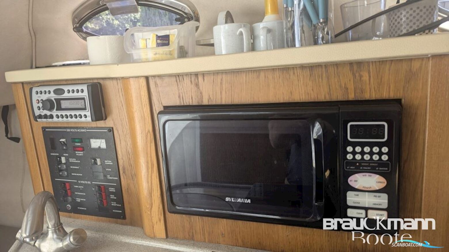 Sea Ray 255 Sundancer