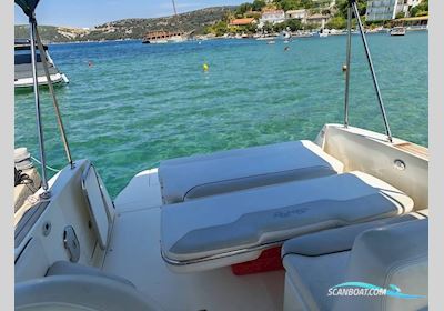 Sea Ray 255 Sundancer Motorboat 2011, with Mercruiser 5.0 Mpi engine, Croatia