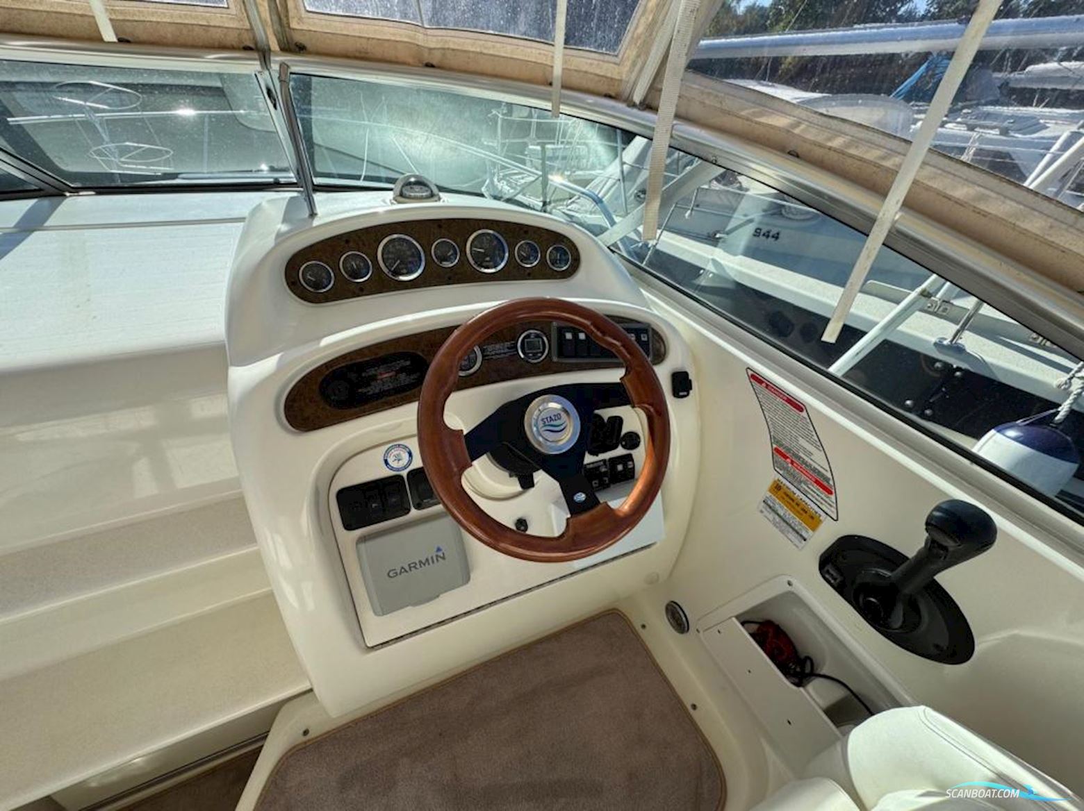 Sea Ray 260 DA Sundancer