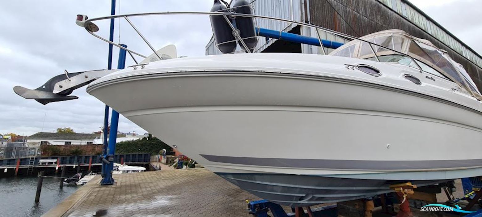 Sea Ray 260 DA Sundancer
