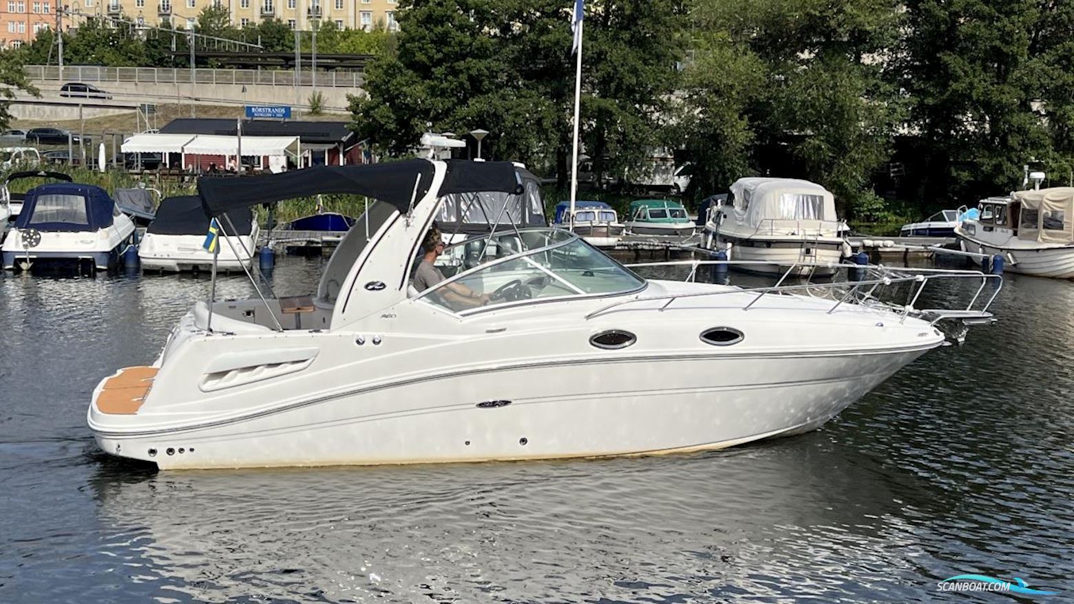 Sea Ray 260 Sundancer Motorboat 2007, with Mercruiser engine, Sweden