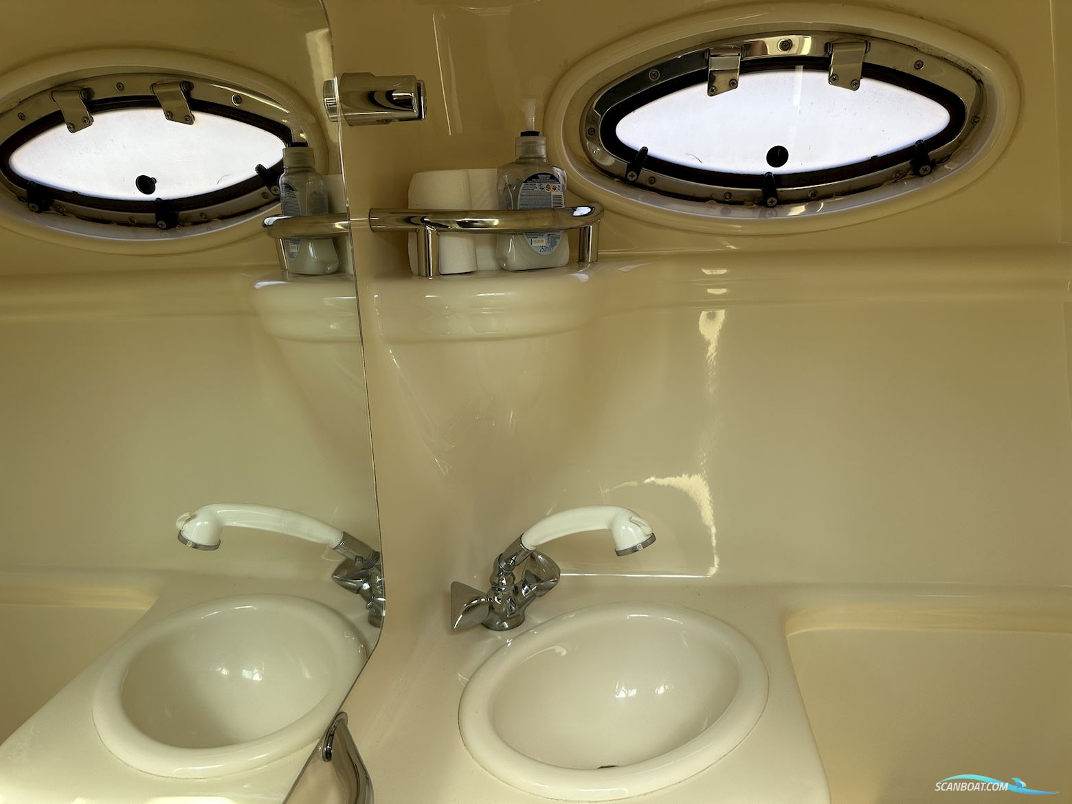 Sea Ray 260 Sundancer