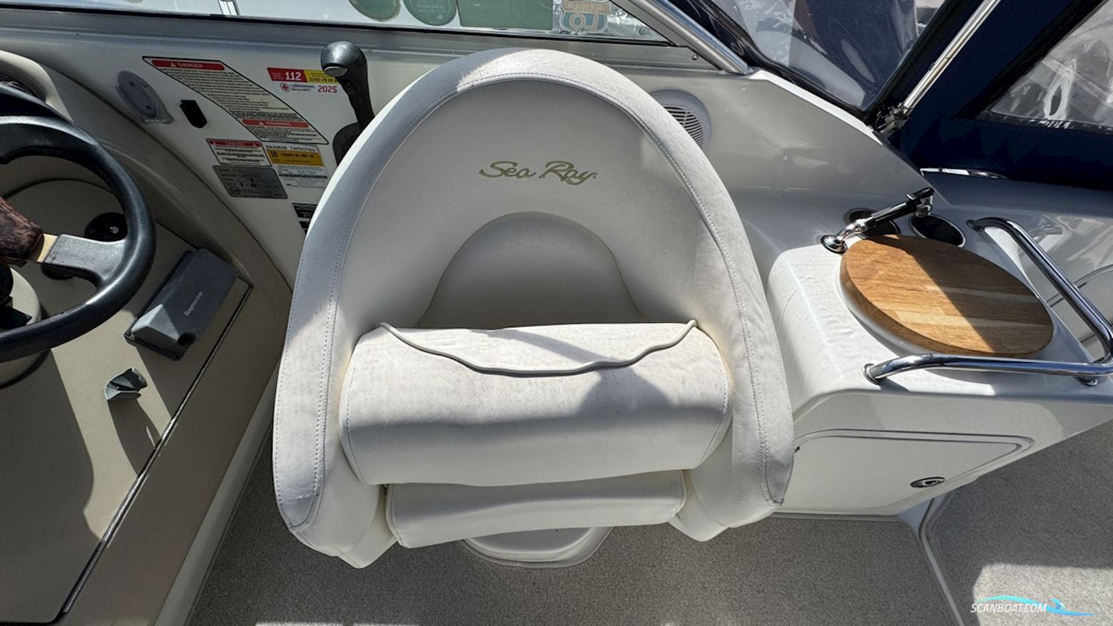 Sea Ray 260 Sundancer