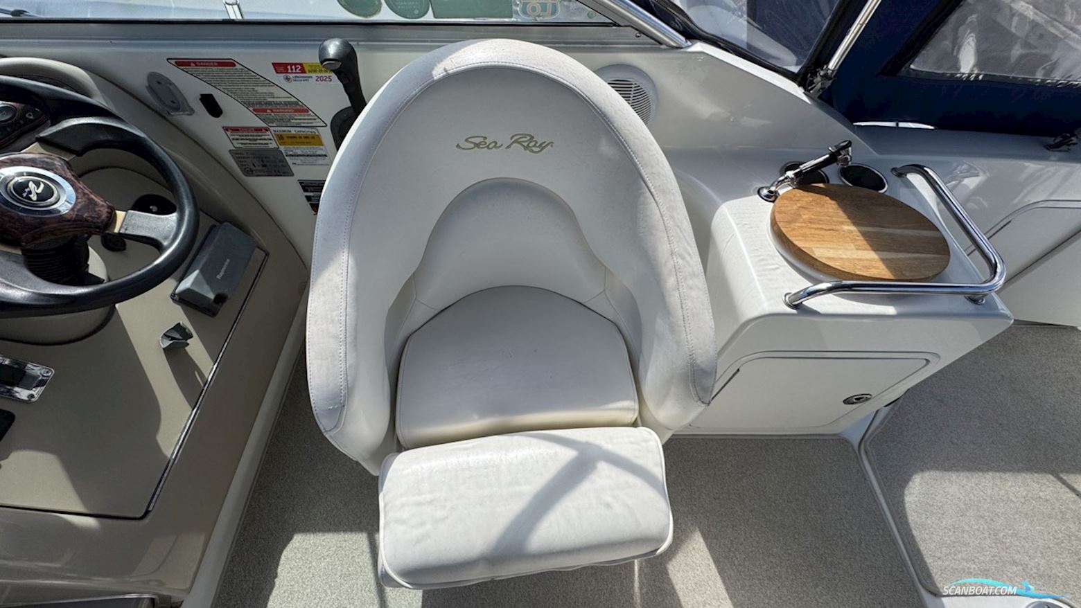 Sea Ray 260 Sundancer