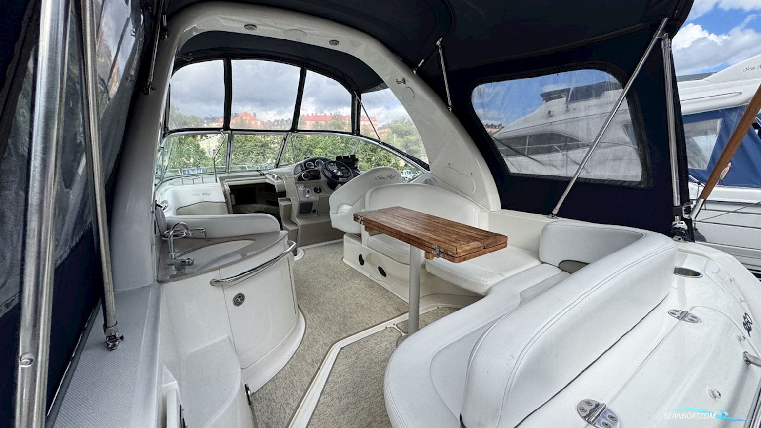 Sea Ray 260 Sundancer
