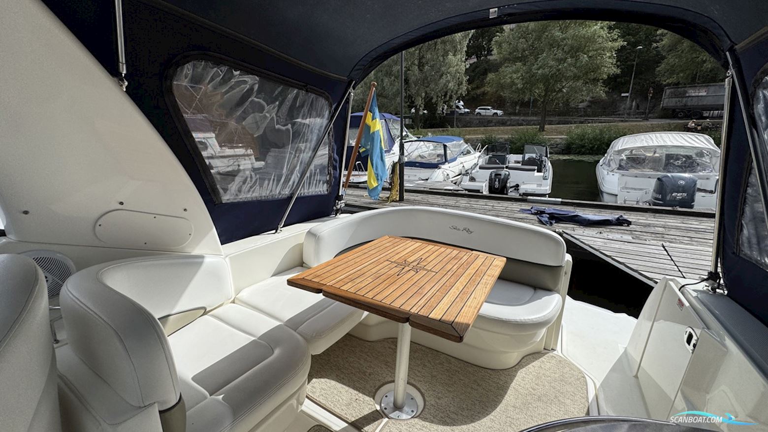 Sea Ray 260 Sundancer