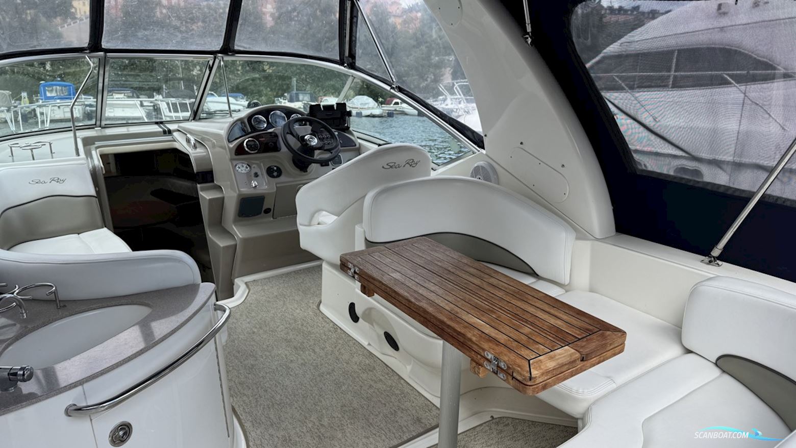 Sea Ray 260 Sundancer