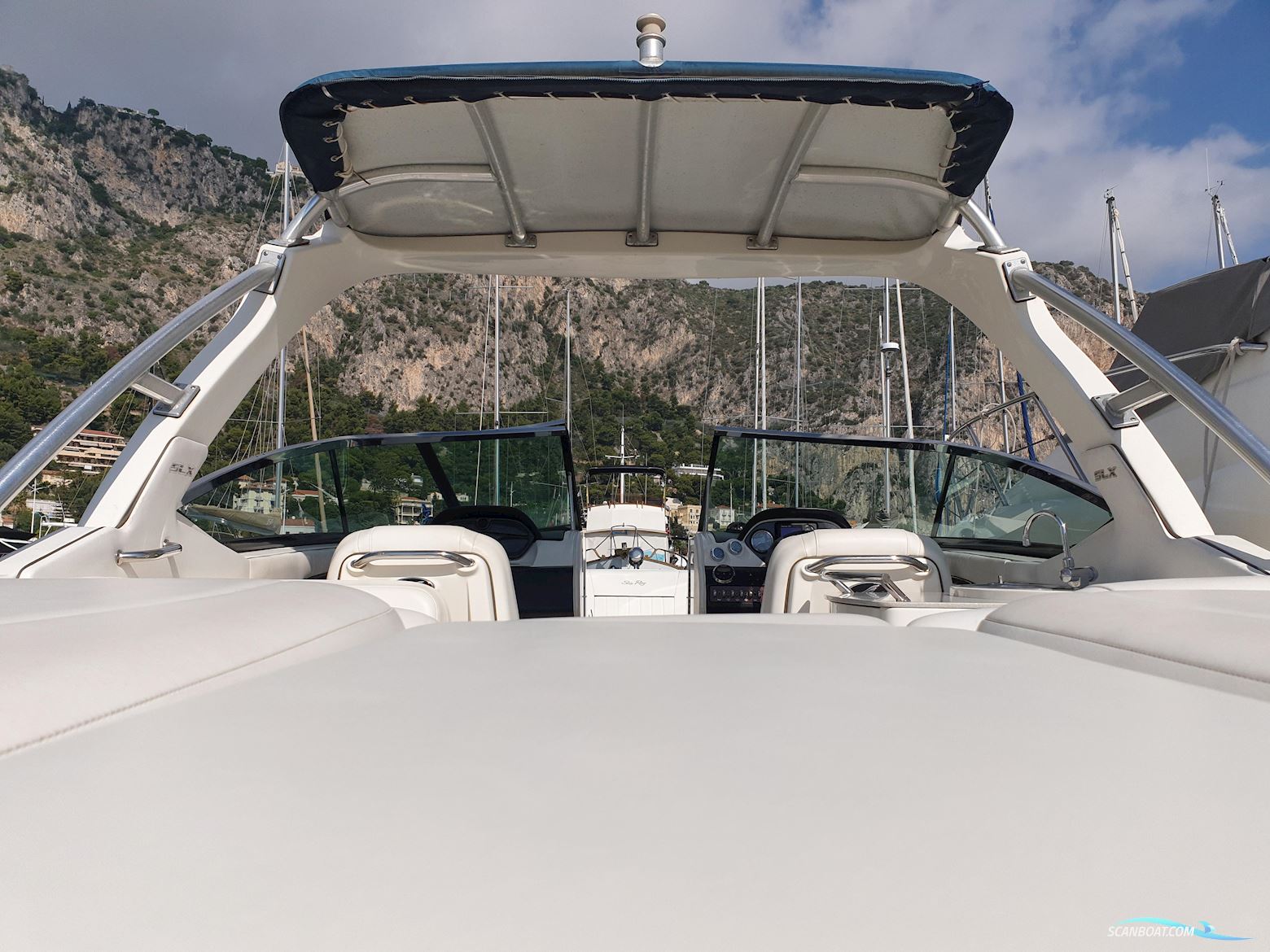 Sea Ray 270 SLX