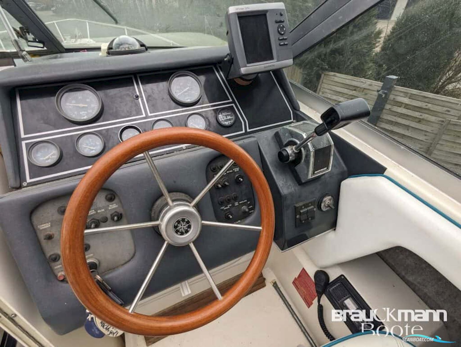 Sea Ray 270 Weekender