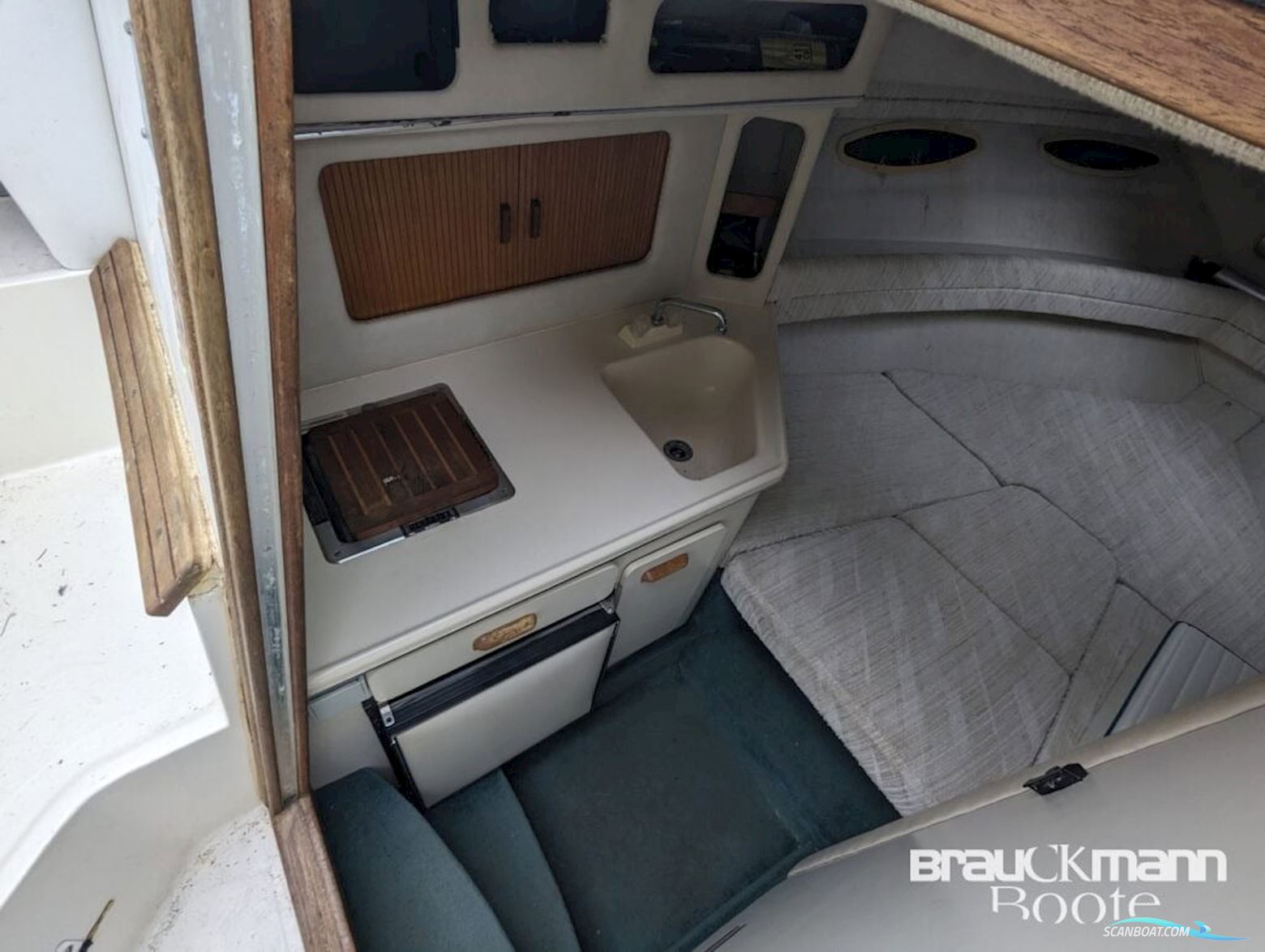 Sea Ray 270 Weekender