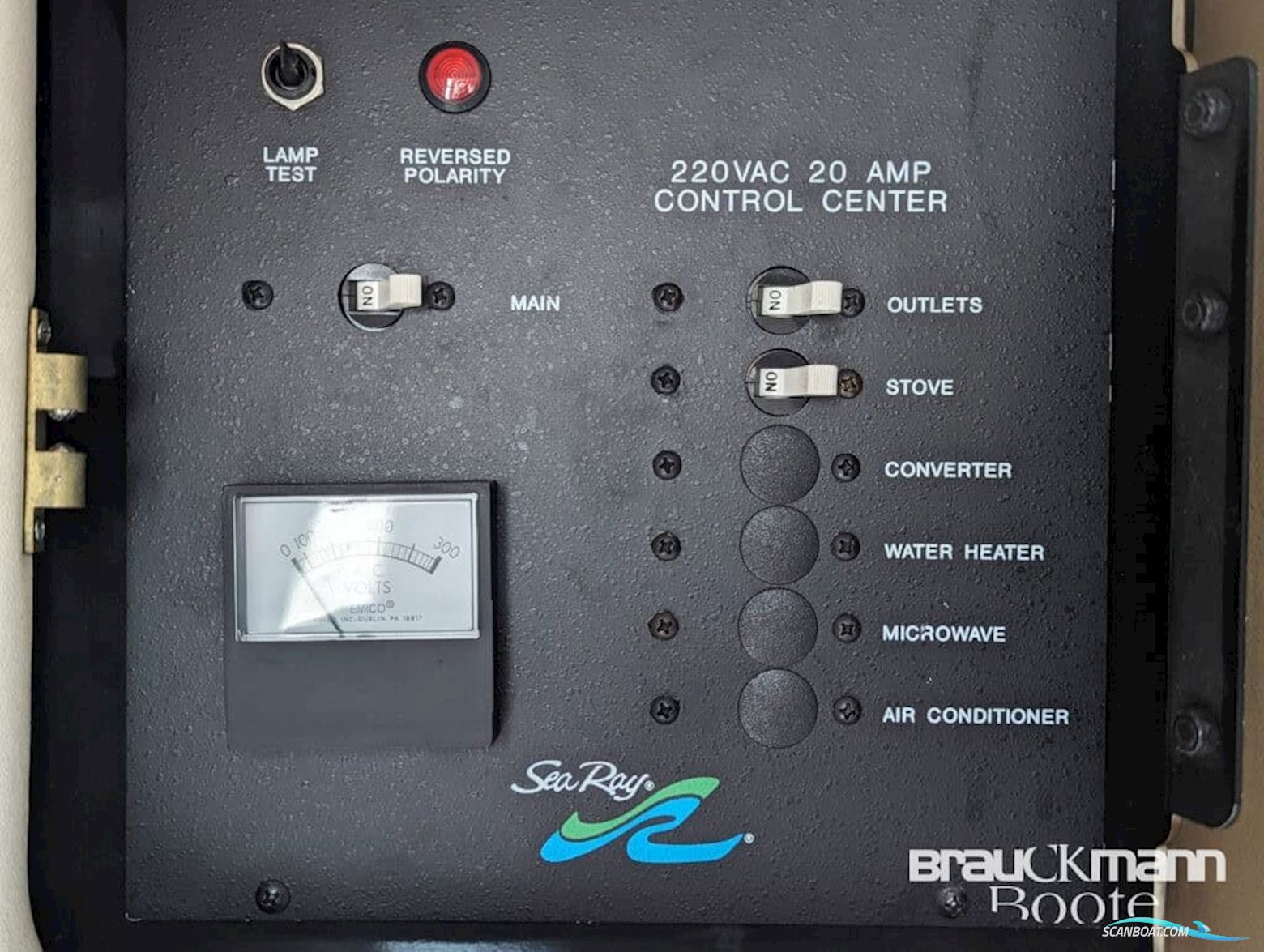 Sea Ray 270 Weekender