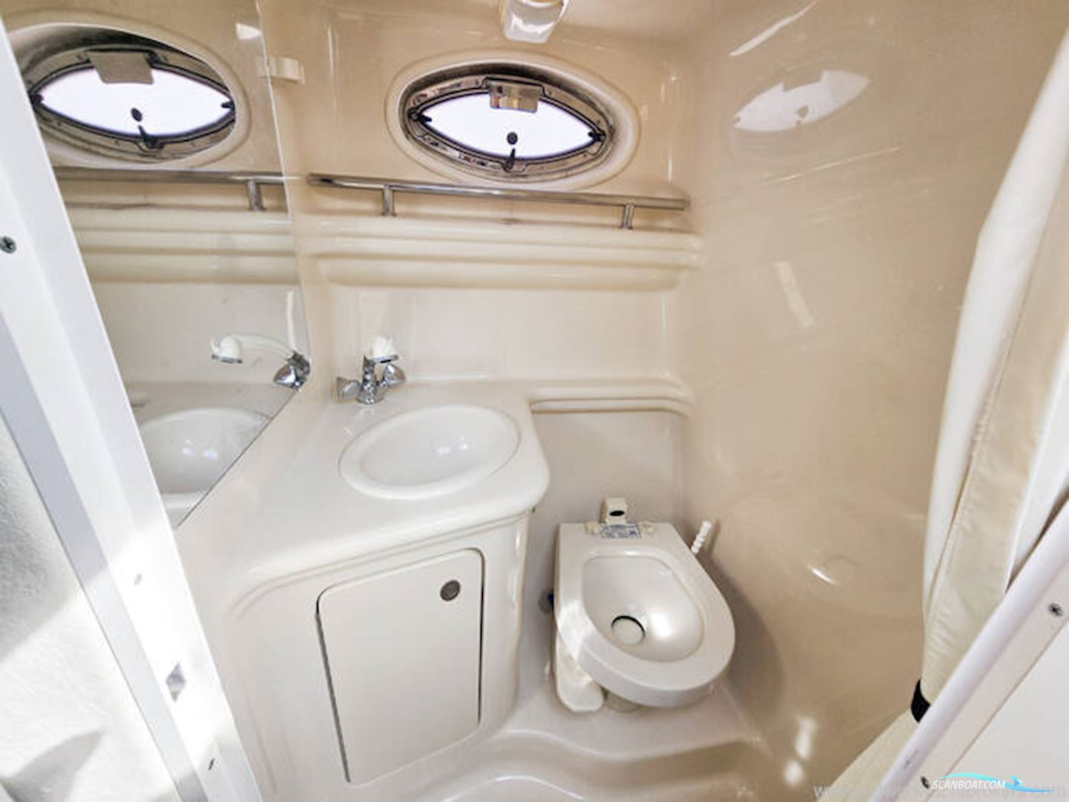 Sea Ray 275 Sundancer