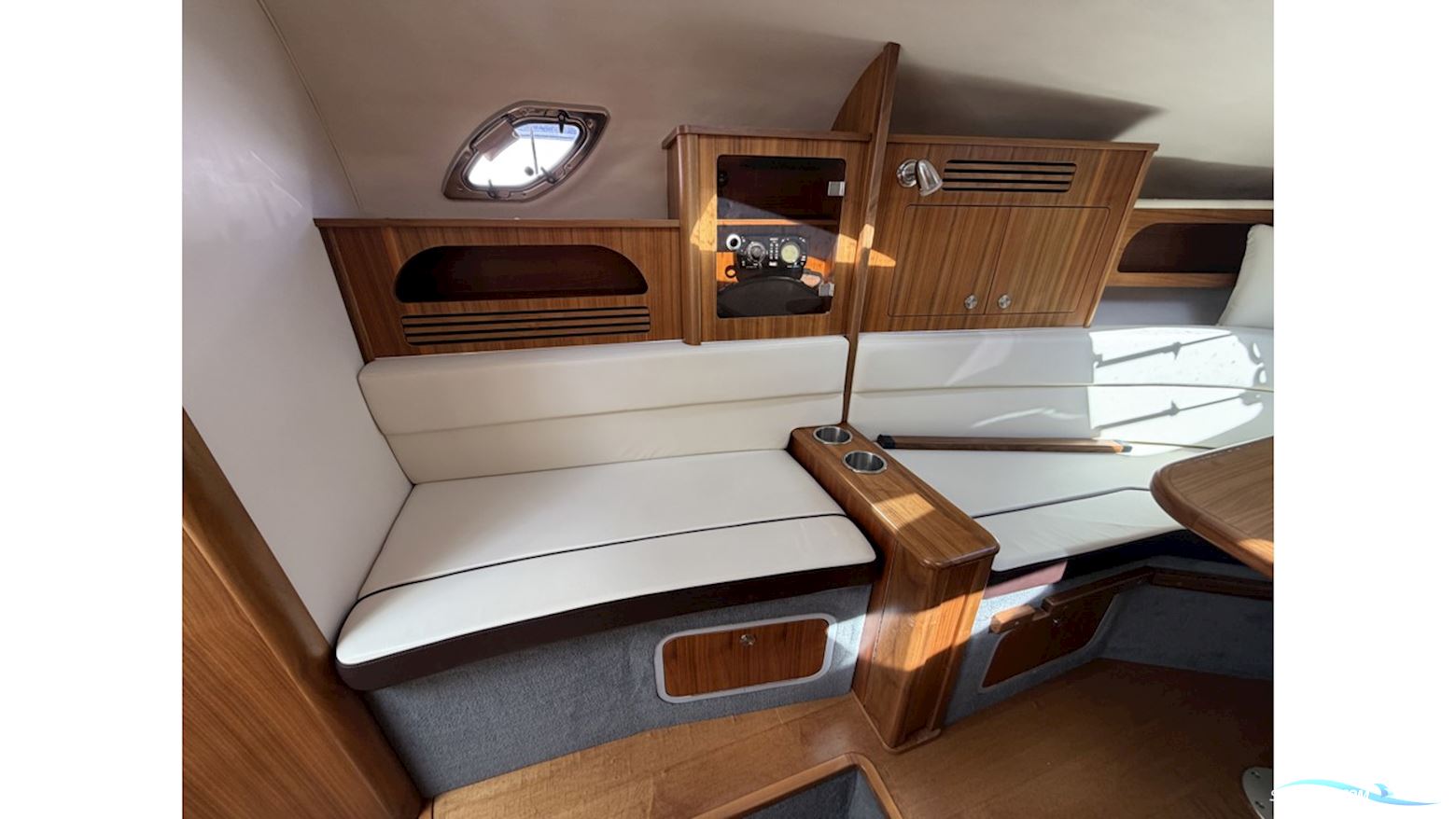 Sea Ray 305 SUNDANCER