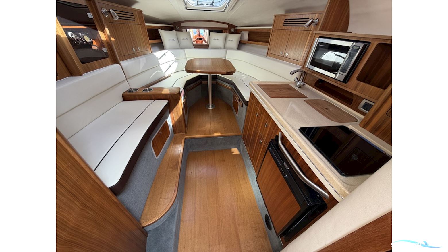 Sea Ray 305 SUNDANCER