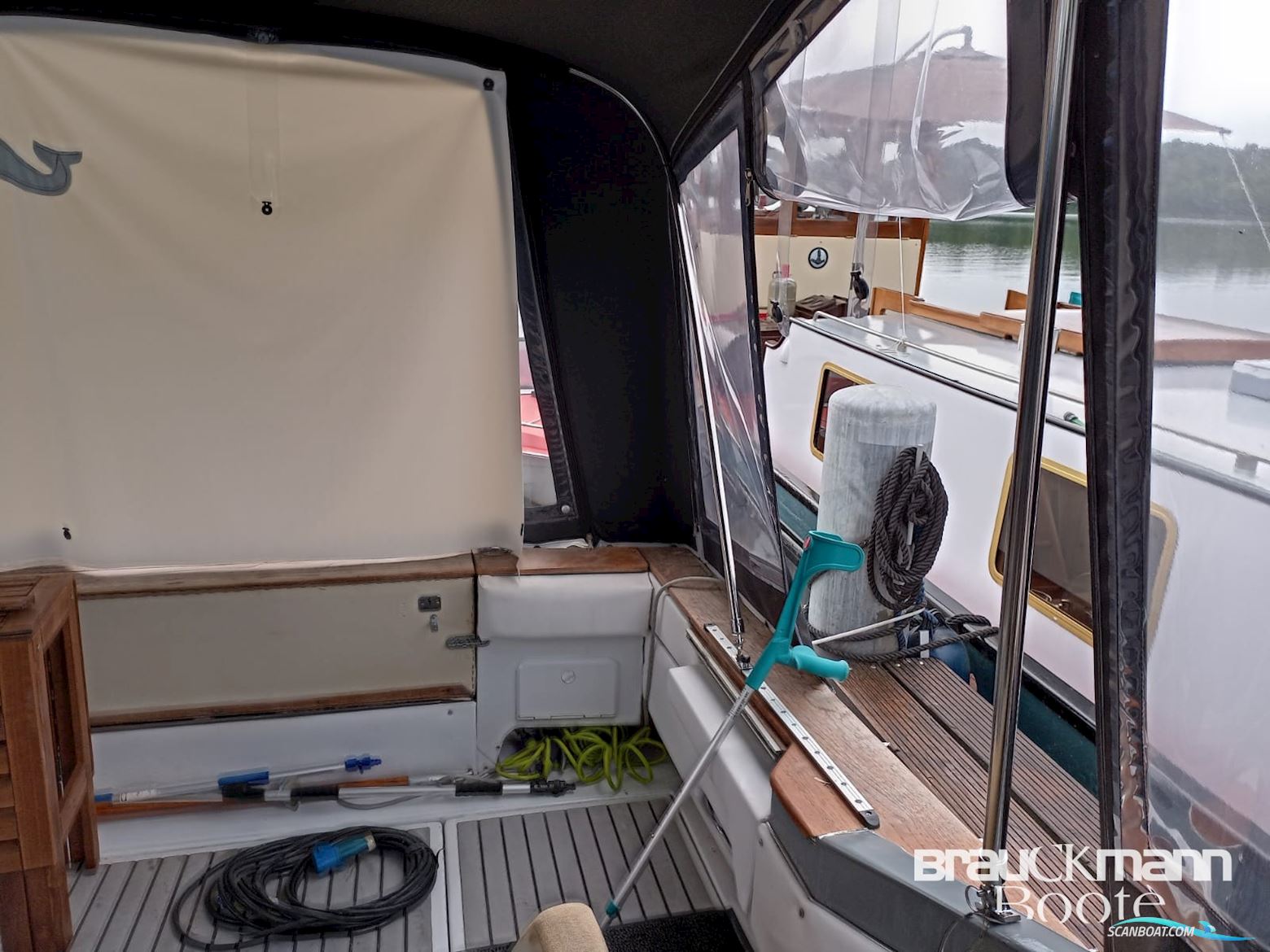 Sea Ray 310 Sad