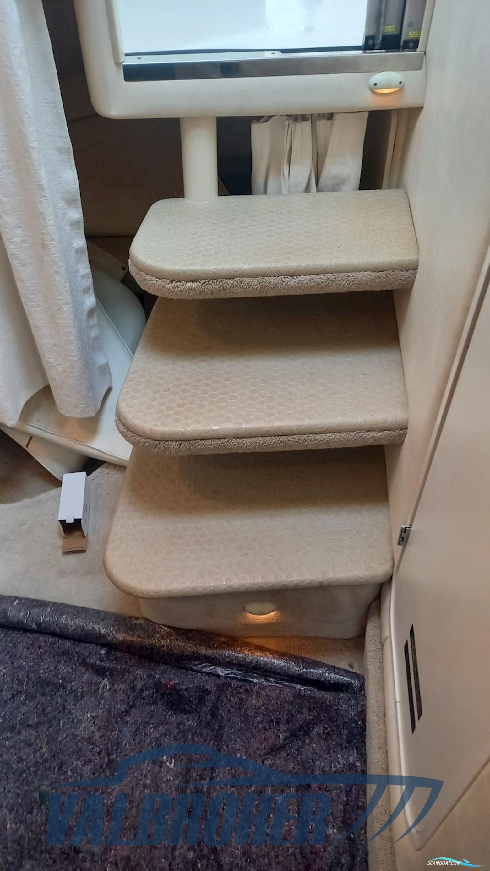 Sea Ray 310 Sundancer